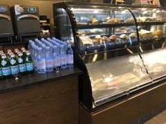 面包甜点陈列柜-星巴克(舟山蜈蚣峙店)