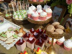 -爱主题婚礼策划  婚车租赁