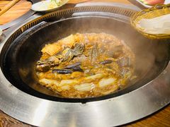 -万里闯关东铁锅炖菜馆(高新旗舰店)