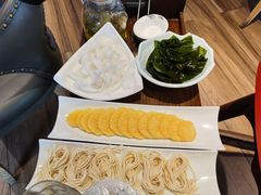 -快乐小羊火锅(河西王府井店)