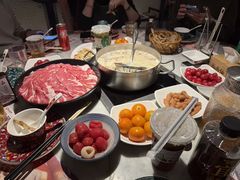 -尚尚仙·酸汤猪手·猪肚鸡火锅(华联万柳购物中心店)