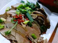 -墨脱石锅椰子鸡•香草鸭•东山羊(大东海店)