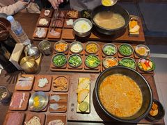 -银米·云南传统过桥米线(双廊黑金冠店)