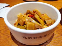 -渝是乎酸菜鱼(龙旗购物中心店)