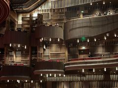 -交通银行前滩31演艺中心