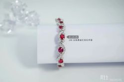 -周生生Chow Sang Sang(先天下店)