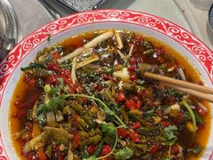 -牟记江湖重庆地标特色菜鱼蛋海鲜羊蝎子(巴南区黑金冠十多年好店)