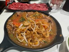 湿炒牛河-潮汕良记牛肉火锅(洪武路店)