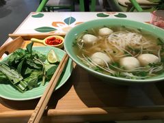 -越弥越南传统美食馆