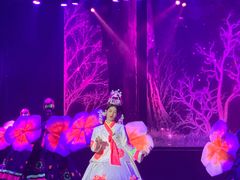 -金东尼人妖秀