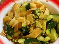 秘制豆皮黄瓜-炙热童年·老北京炙子烤肉(南锣鼓巷店)