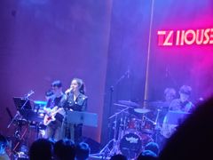 -TZ House音乐现场(来福士中心店)