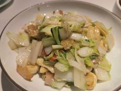 -巷子里小酒馆(繁荣路店)