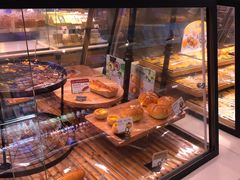 -巴黎贝甜(大宁国际商业广场店)
