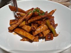 油焖熊毛笋-苏帮袁Sue Cuisine(来福士店)
