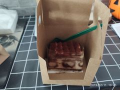 -星巴克臻选(郑州中原万达店)