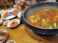 -喇喇排骨火锅·传统韩式脊骨汤(望京西园总店)