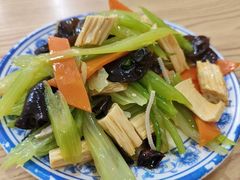 -揽月斋•清真小馆(右安门店)