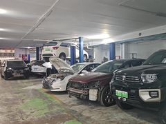 -友谊汽车维修保养·钣金喷漆事故定损·洗车贴膜