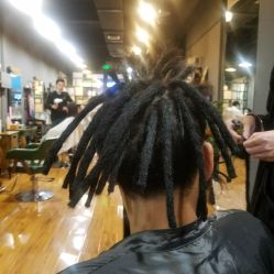 -悦·臻时美发沙龙