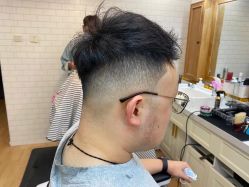 -韦恩先生Barbershop英式男士理发馆
