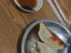 -黄阿姨锅贴大王(万航渡路店)