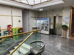 -鸿星花园酒家(银亿家园店)