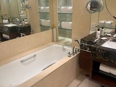 -上海波特曼丽思卡尔顿酒店