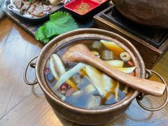 -雀舞云南菜(天津天河城购物中心店)