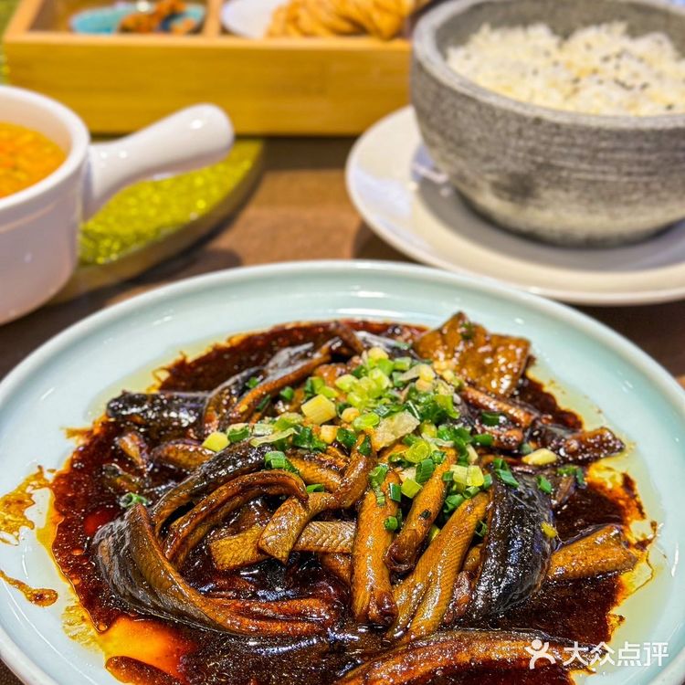 🙌还有入不知道这家上海本帮菜的嘛！！