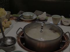 -洪氏嗨捞·猪肚鸡火锅(阳光天地店)