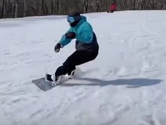 -济南卧虎山滑雪场