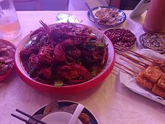 -海盗船. 龙虾烧烤. 酒馆
