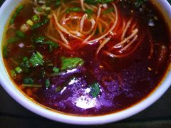 -吾穆勒蓬灰牛肉面·清真(北滨河中路店)