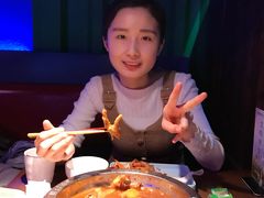 -胖哥俩肉蟹煲(济南世茂国际广场店)
