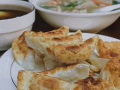 马蹄锅贴-长人馄饨铺(解放街店)