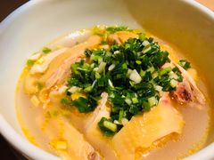-穹六人间 people 6(岳阳路店)
