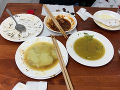 -宝瑞门钉肉饼店