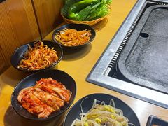 -小黑猪石板烤肉(皇冠花园店)
