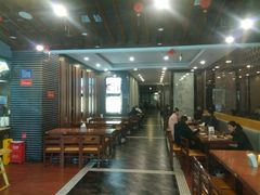 大堂-皇城坝小吃(科华成都王府井购物中心店)