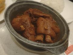 -香港新发烧腊茶餐厅(水围店)
