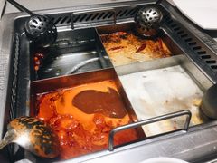 四宫格锅底-海底捞火锅(天一广场亚细亚店)