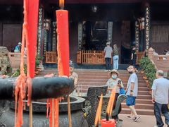 -峨眉山报国寺