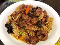 火爆三鲜-刘胖子家常菜·蹄花焖藕(中南店)