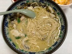 -明呈黄鱼面馆(斜土路店)