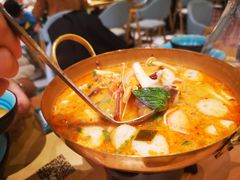 泰国冬阴功海鲜汤-摩登有记·新派泰国菜(银钻广场店)