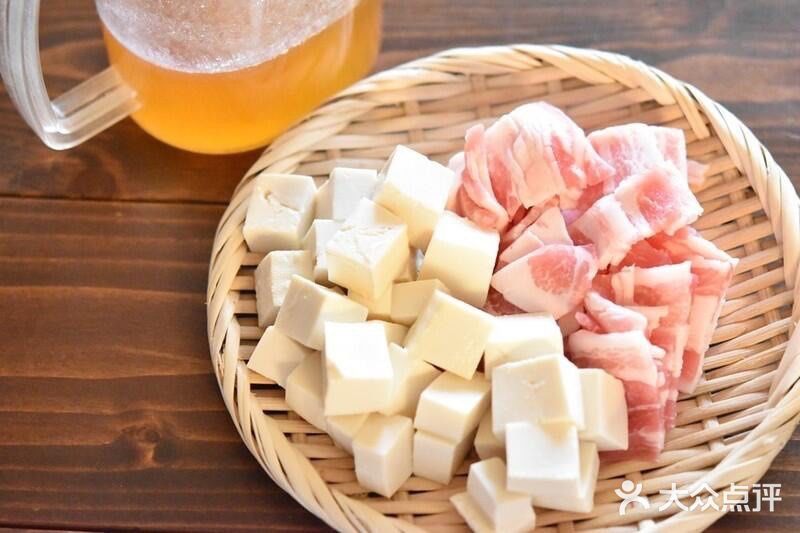 減脂必選🌟簡易料理：西蘭花煮豬五花豆腐🌟