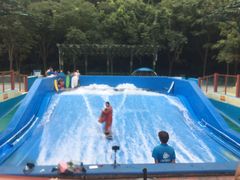 -汤山欢乐雪世界
