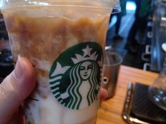 -星巴克臻选(南京金茂览秀城店)