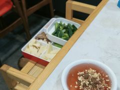 -鲁员外地锅鸡地锅鱼(古墩路店)